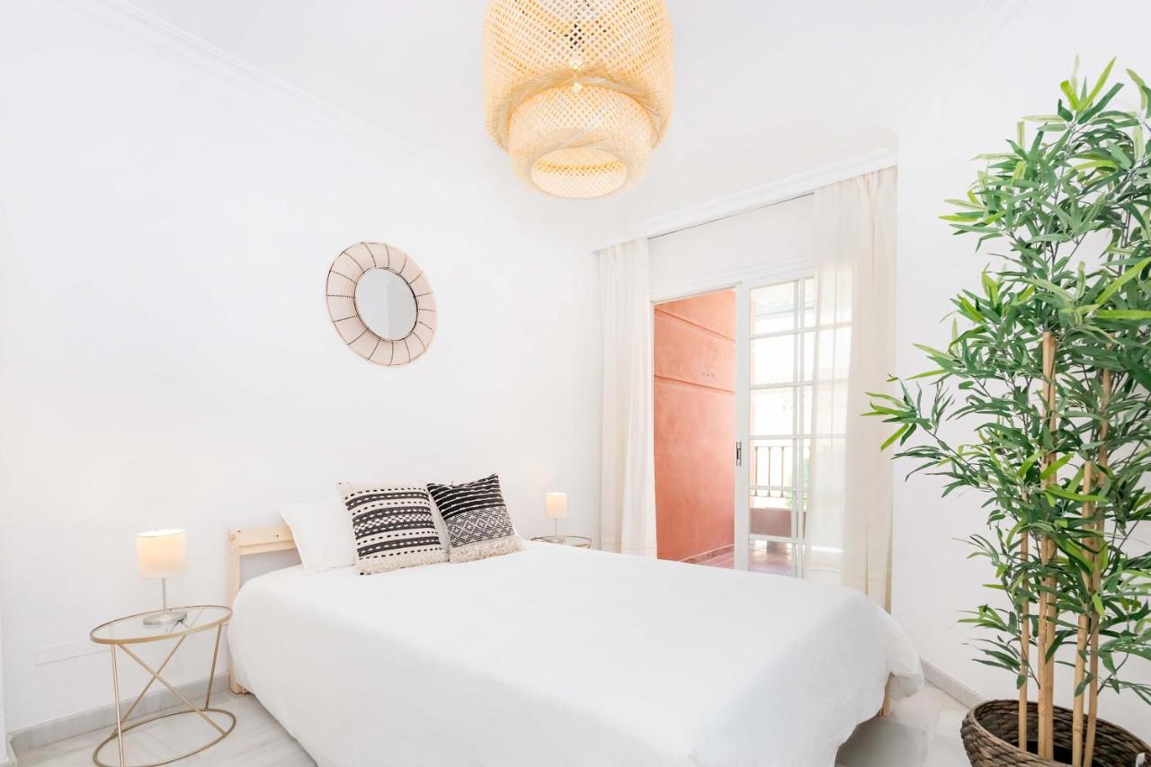 Apartamento Bhost - La Maestranza Málaga Exterior foto