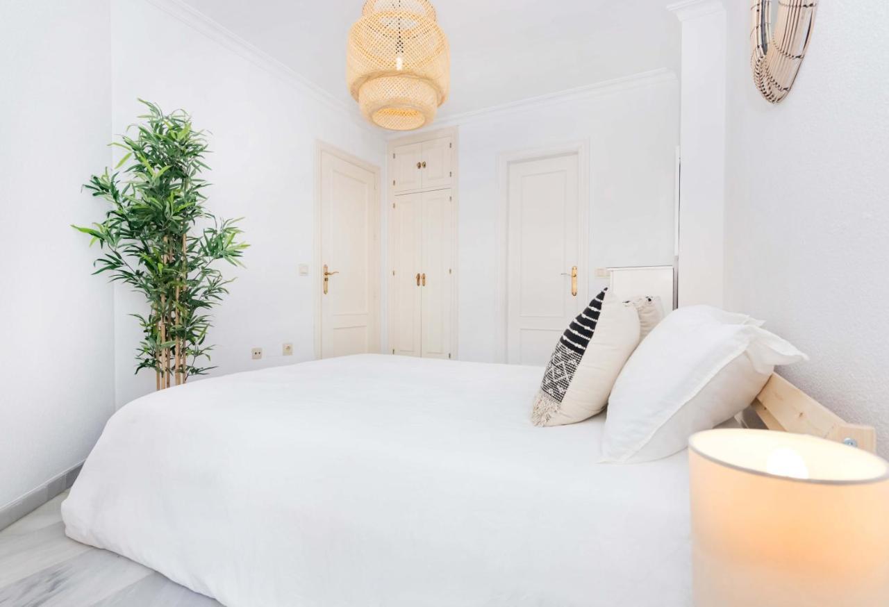 Apartamento Bhost - La Maestranza Málaga Exterior foto