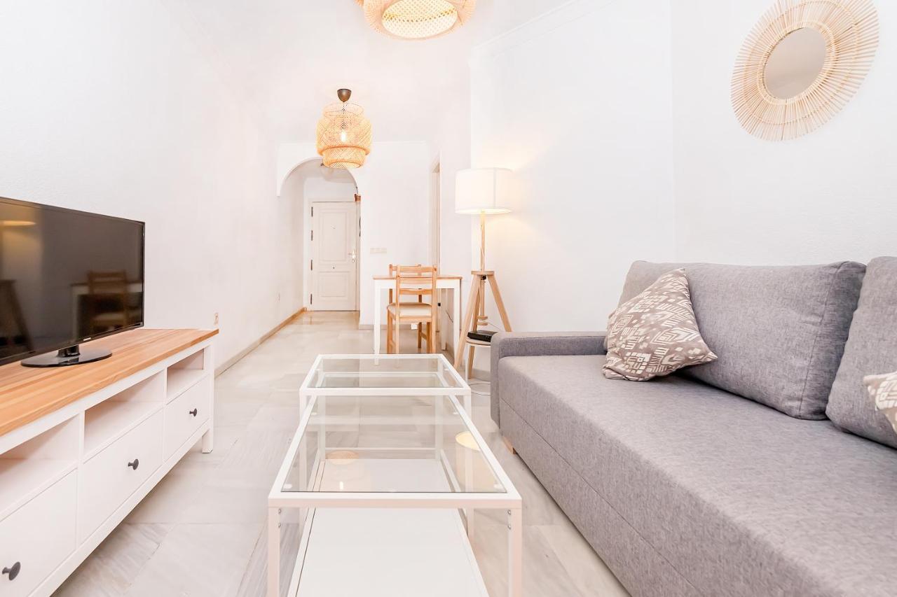 Apartamento Bhost - La Maestranza Málaga Exterior foto